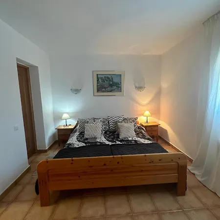 La Picotilla Y La Guija * Martiherrero