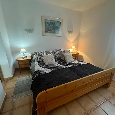 La Picotilla Y La Guija * Martiherrero