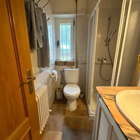 La Picotilla Y La Guija