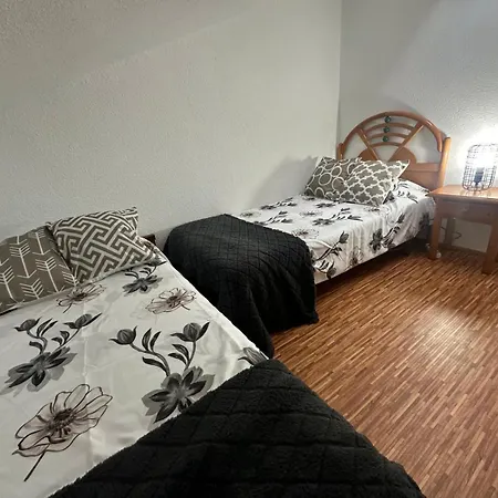 La Picotilla Y La Guija Holiday home Martiherrero