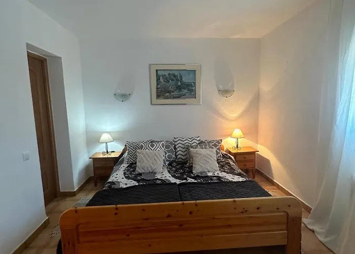 La Picotilla Y La Guija * Martiherrero