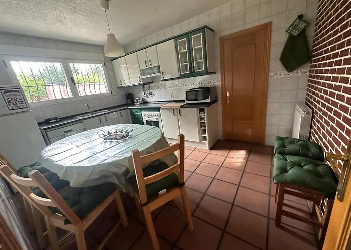 La Picotilla Y La Guija